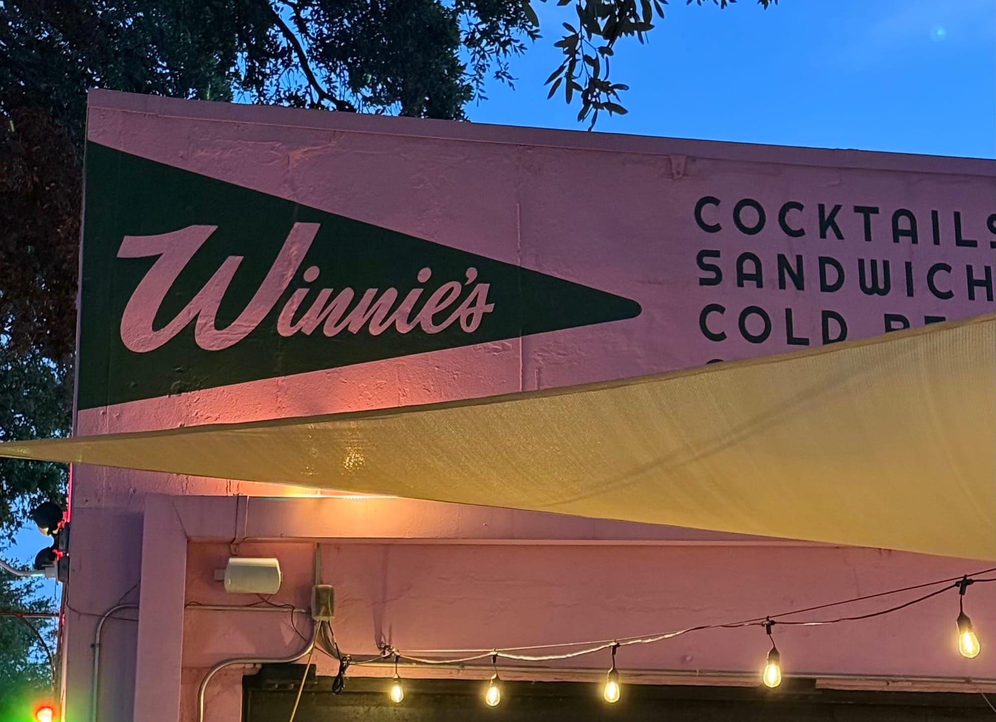 RESTAURANT REVIEW: Winnie's