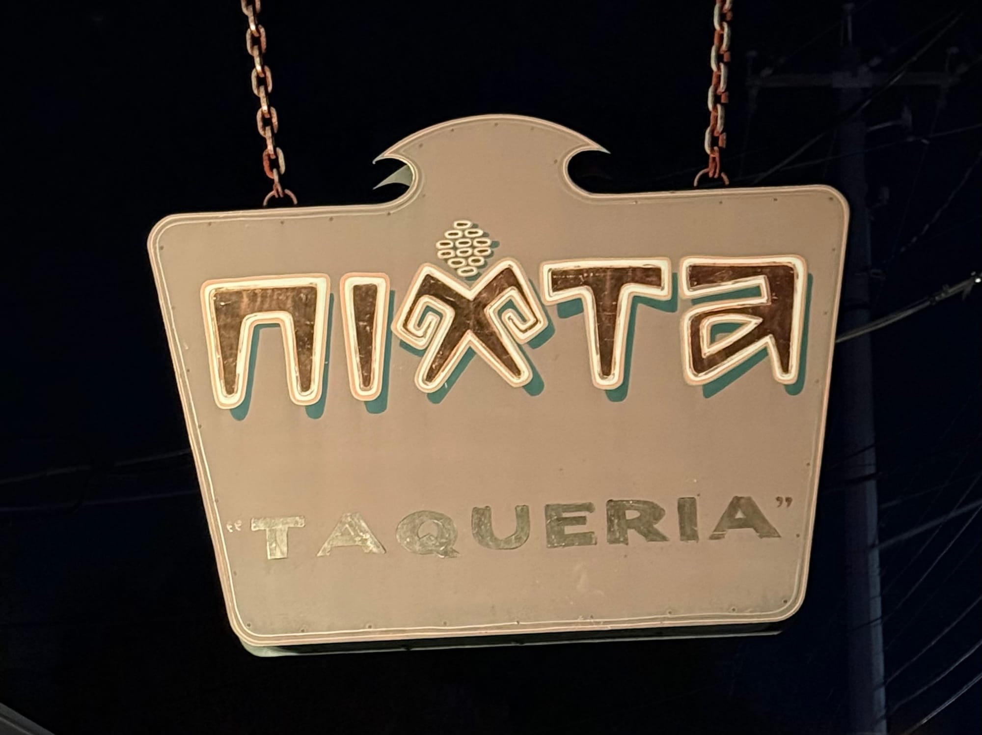 AUSTIN RESTAURANT REVIEW: Nixta Taqueria